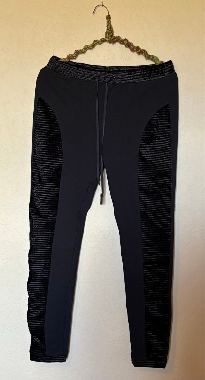 Black bebop jogger pants size M